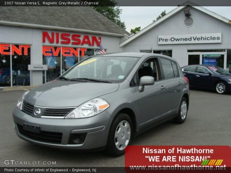 Magnetic Grey Metallic / Charcoal 2007 Nissan Versa S