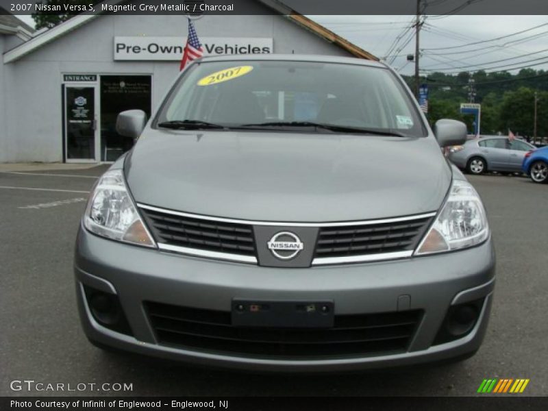 Magnetic Grey Metallic / Charcoal 2007 Nissan Versa S