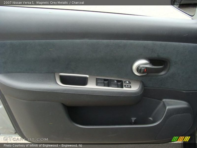 Magnetic Grey Metallic / Charcoal 2007 Nissan Versa S