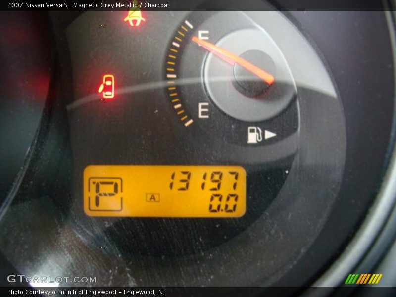 Magnetic Grey Metallic / Charcoal 2007 Nissan Versa S