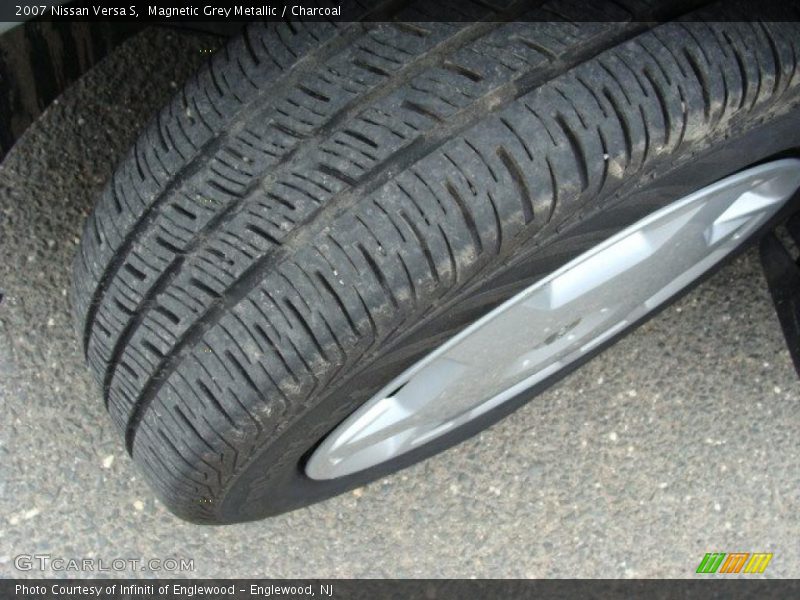 Magnetic Grey Metallic / Charcoal 2007 Nissan Versa S