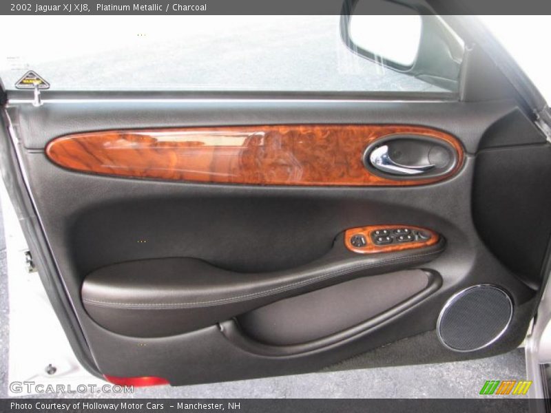 Platinum Metallic / Charcoal 2002 Jaguar XJ XJ8