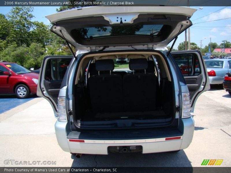 Silver Birch Metallic / Charcoal Black 2006 Mercury Mountaineer Luxury AWD