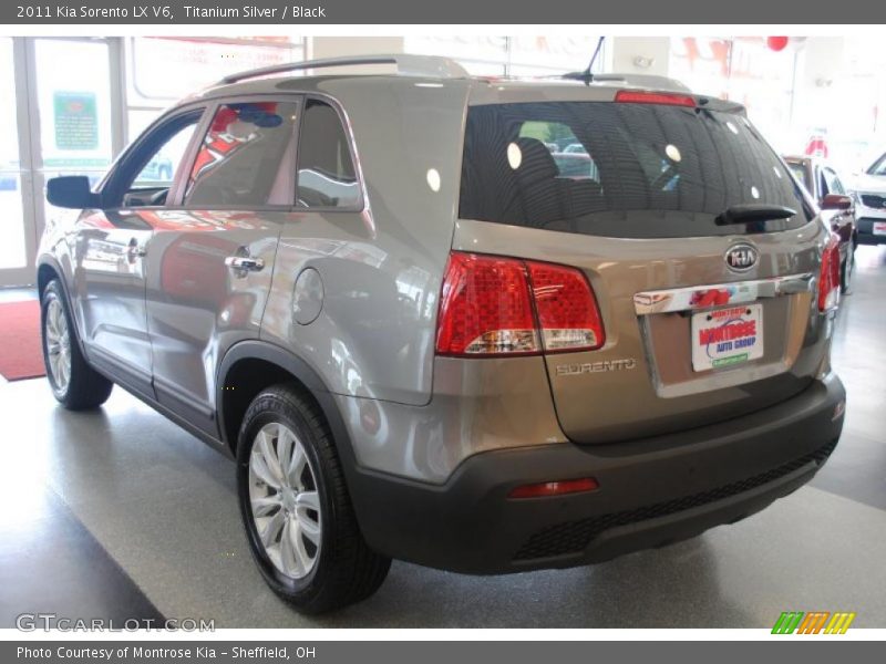 Titanium Silver / Black 2011 Kia Sorento LX V6