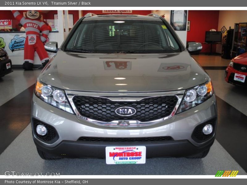 Titanium Silver / Black 2011 Kia Sorento LX V6