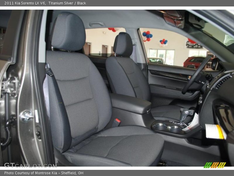 Titanium Silver / Black 2011 Kia Sorento LX V6