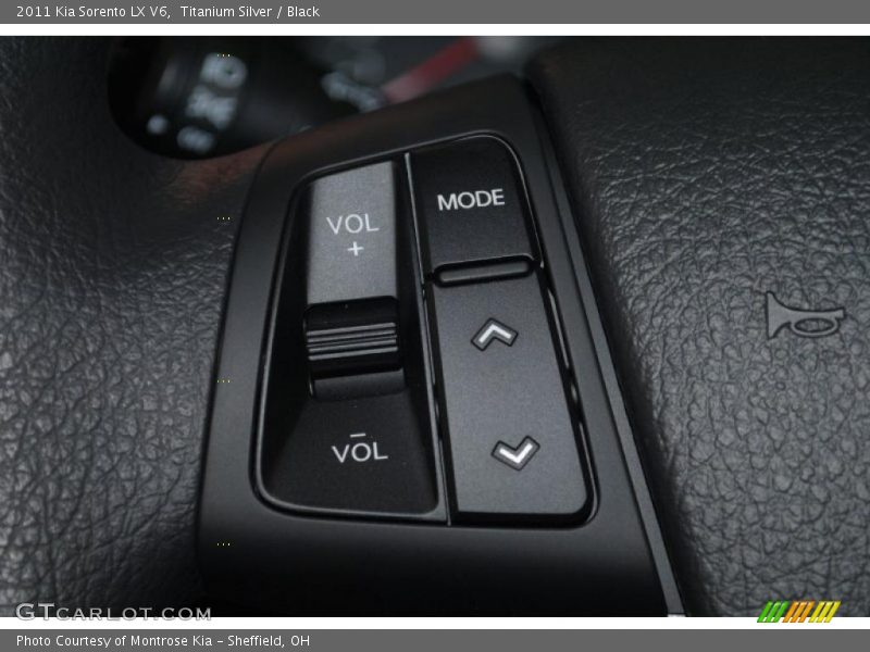 Titanium Silver / Black 2011 Kia Sorento LX V6