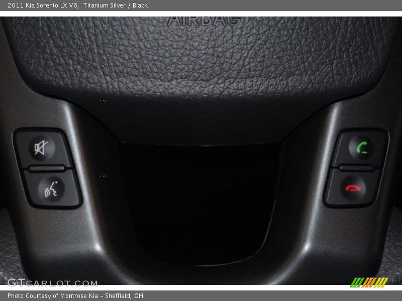 Titanium Silver / Black 2011 Kia Sorento LX V6