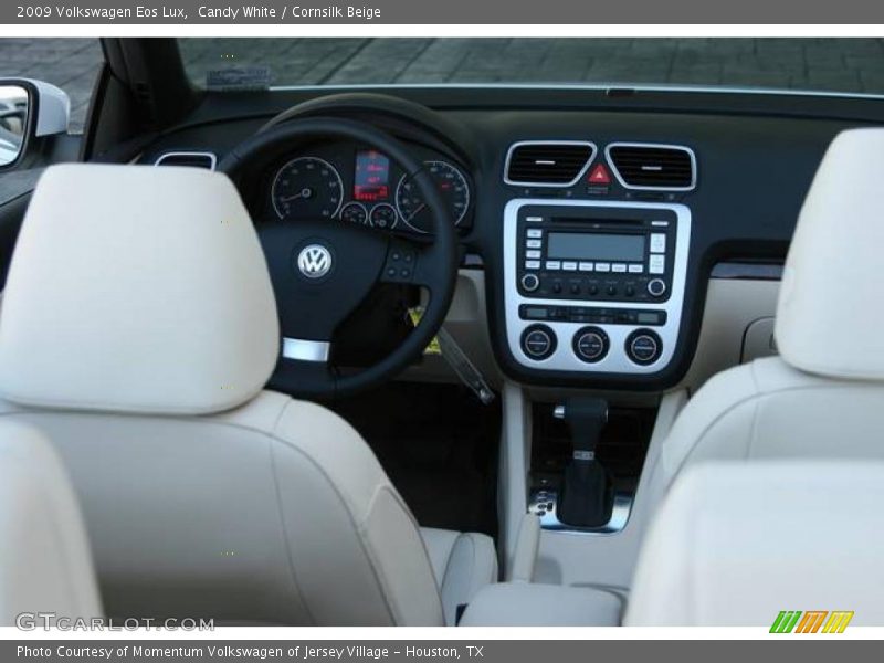 Candy White / Cornsilk Beige 2009 Volkswagen Eos Lux