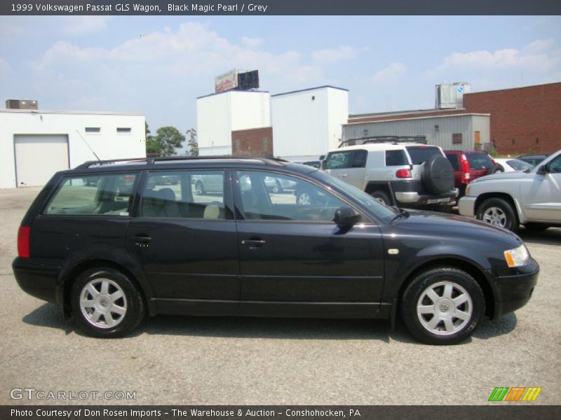 Black Magic Pearl / Grey 1999 Volkswagen Passat GLS Wagon