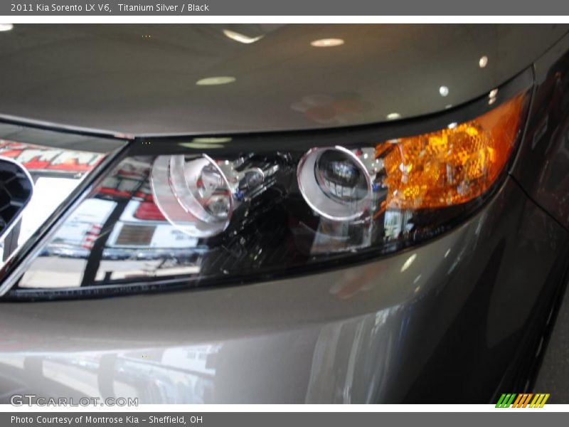 Titanium Silver / Black 2011 Kia Sorento LX V6