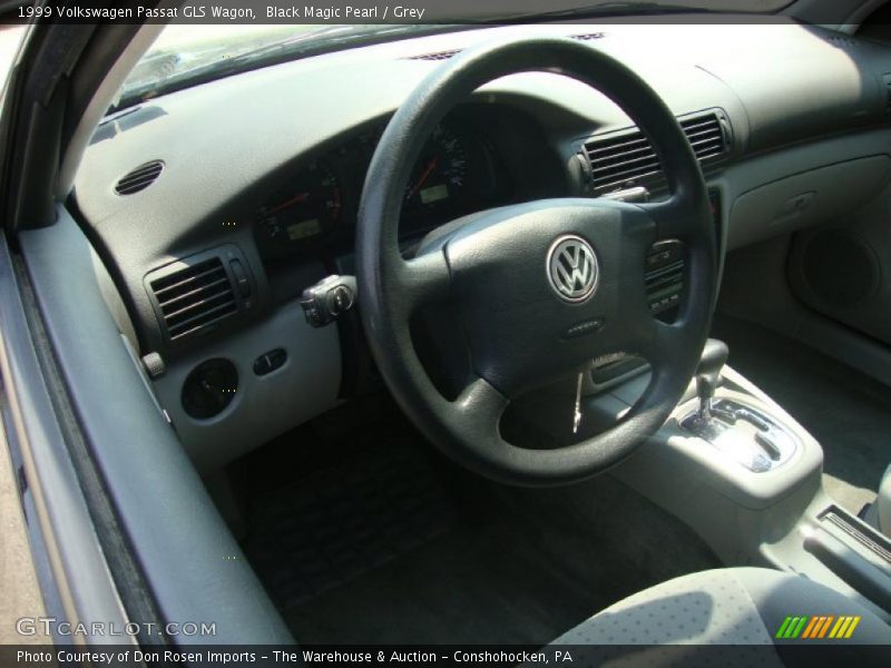 Black Magic Pearl / Grey 1999 Volkswagen Passat GLS Wagon