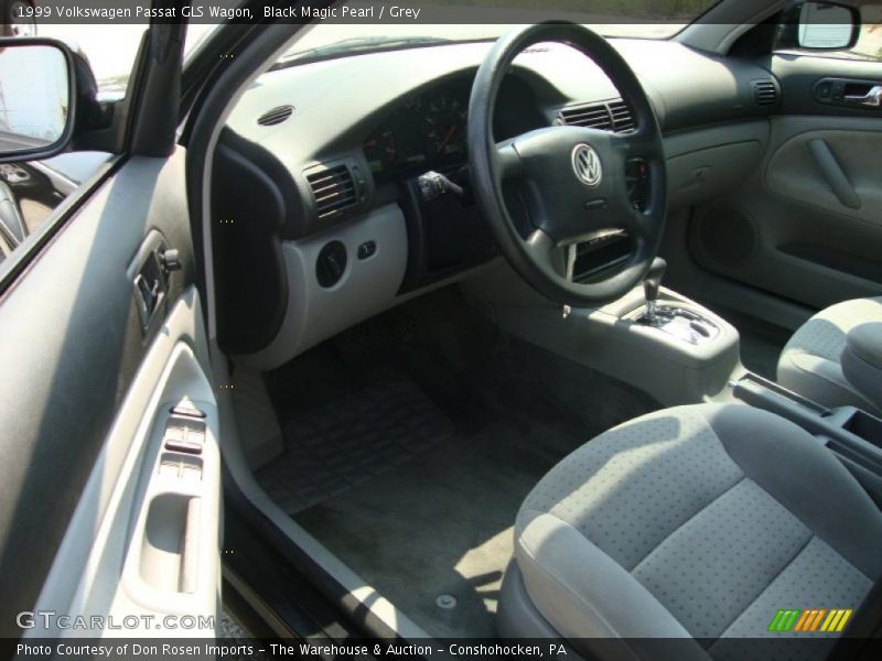 Black Magic Pearl / Grey 1999 Volkswagen Passat GLS Wagon