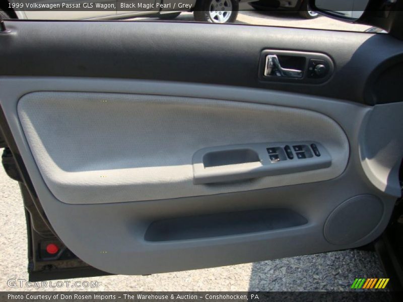Black Magic Pearl / Grey 1999 Volkswagen Passat GLS Wagon