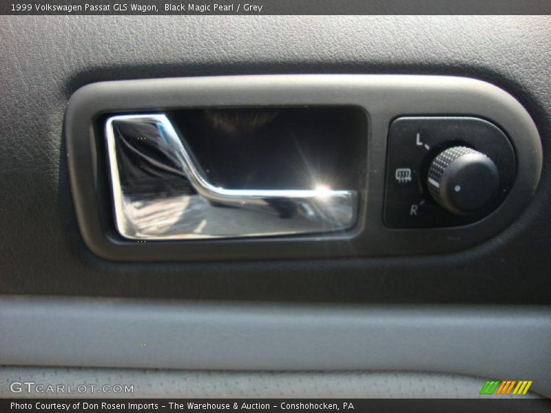 Black Magic Pearl / Grey 1999 Volkswagen Passat GLS Wagon