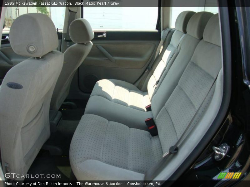 Black Magic Pearl / Grey 1999 Volkswagen Passat GLS Wagon