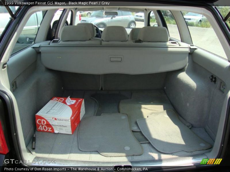Black Magic Pearl / Grey 1999 Volkswagen Passat GLS Wagon
