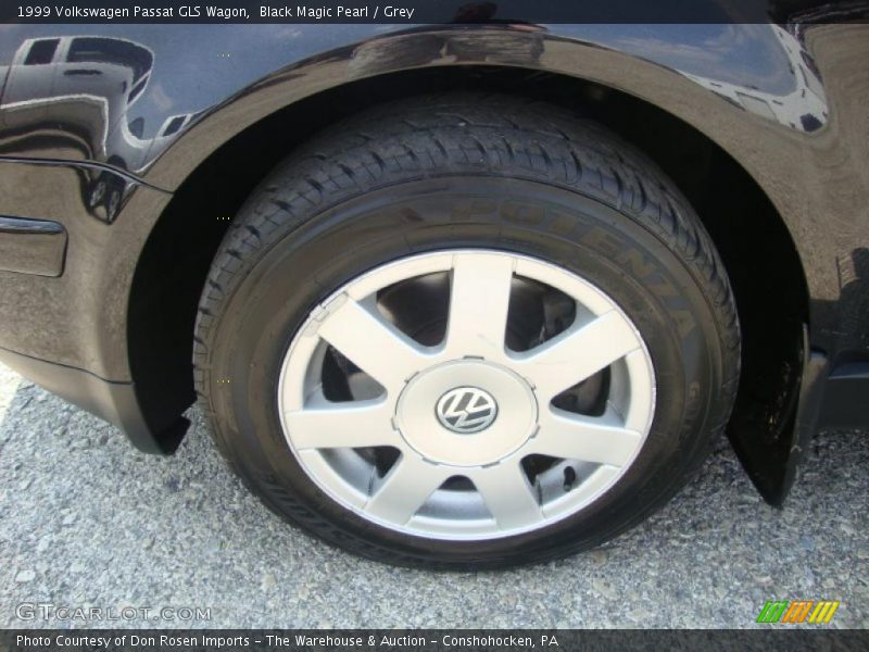 Black Magic Pearl / Grey 1999 Volkswagen Passat GLS Wagon