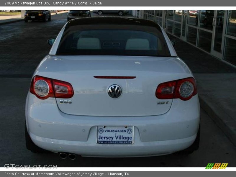 Candy White / Cornsilk Beige 2009 Volkswagen Eos Lux