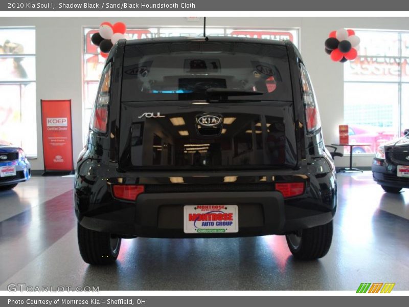 Shadow Black / Sand/Black Houndstooth Cloth 2010 Kia Soul !