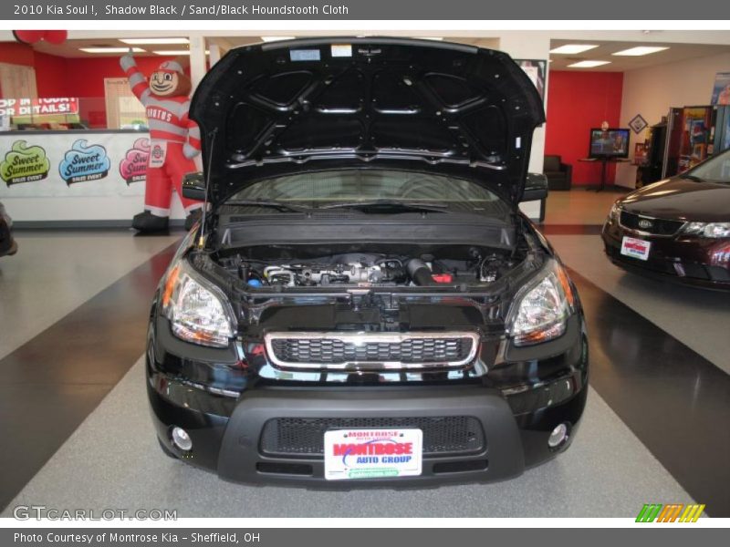 Shadow Black / Sand/Black Houndstooth Cloth 2010 Kia Soul !