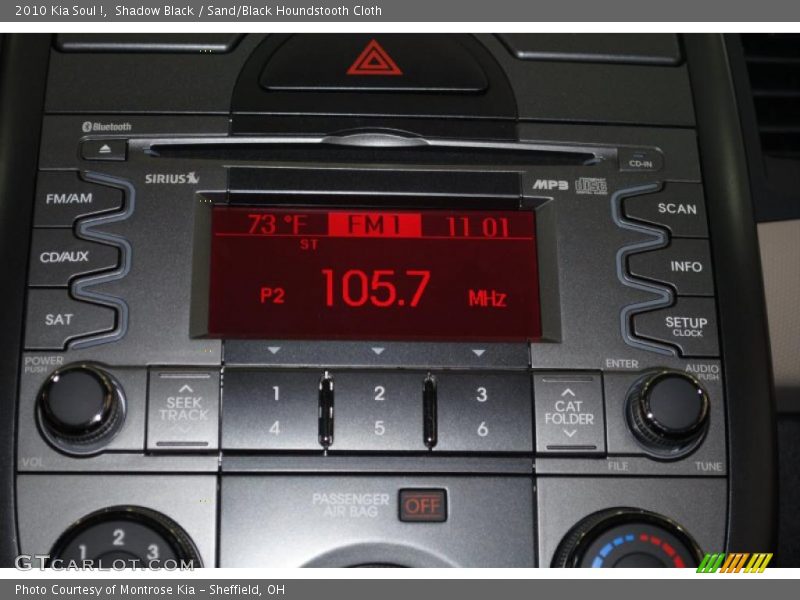 Shadow Black / Sand/Black Houndstooth Cloth 2010 Kia Soul !