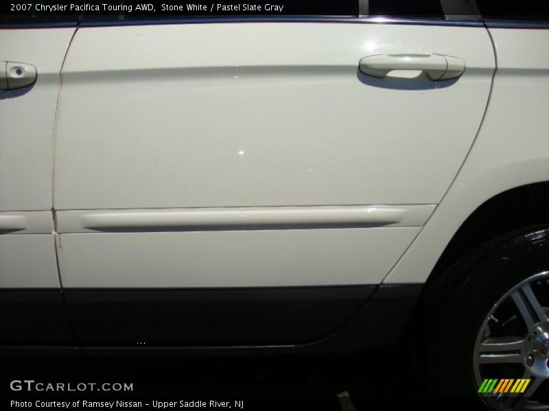 Stone White / Pastel Slate Gray 2007 Chrysler Pacifica Touring AWD