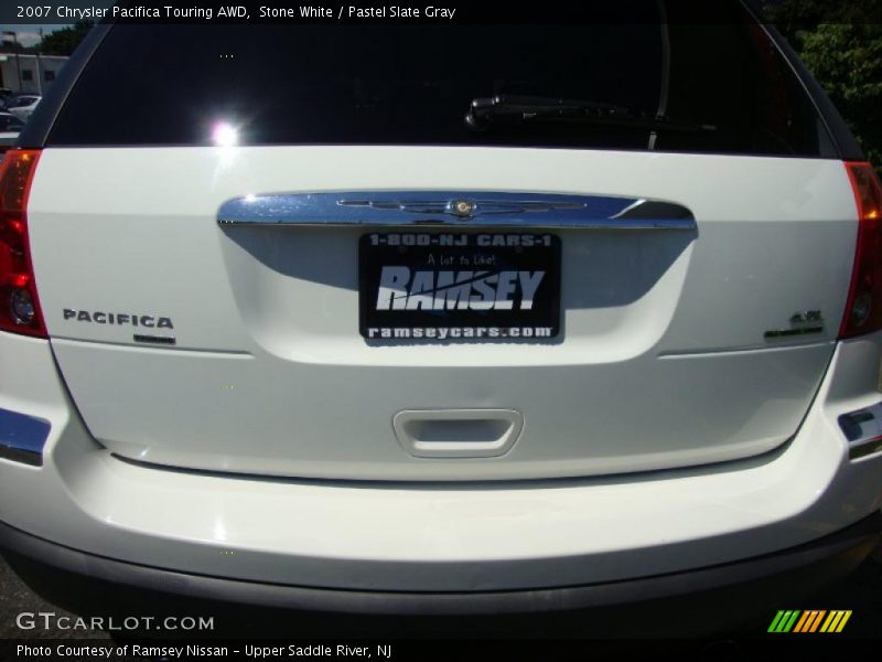 Stone White / Pastel Slate Gray 2007 Chrysler Pacifica Touring AWD