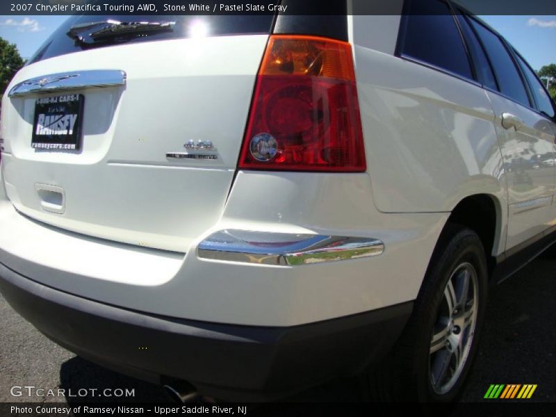 Stone White / Pastel Slate Gray 2007 Chrysler Pacifica Touring AWD
