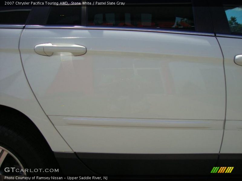Stone White / Pastel Slate Gray 2007 Chrysler Pacifica Touring AWD