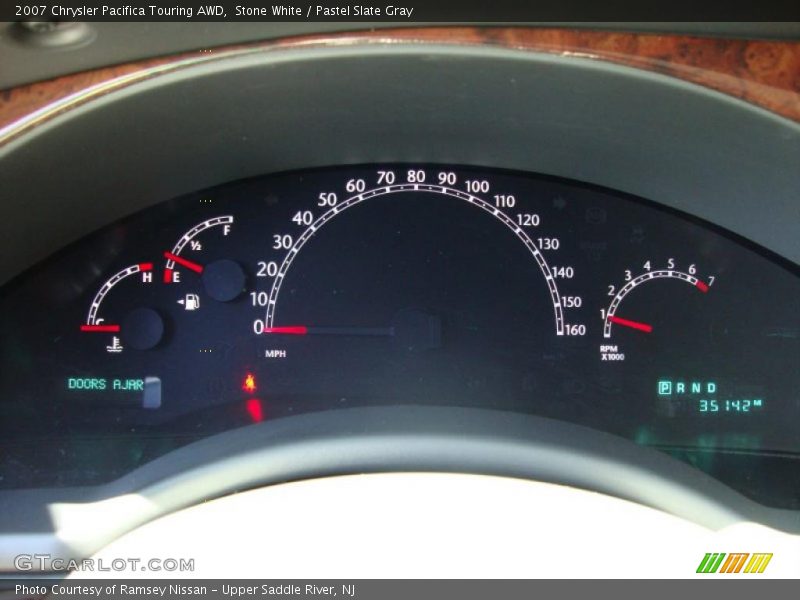 Stone White / Pastel Slate Gray 2007 Chrysler Pacifica Touring AWD