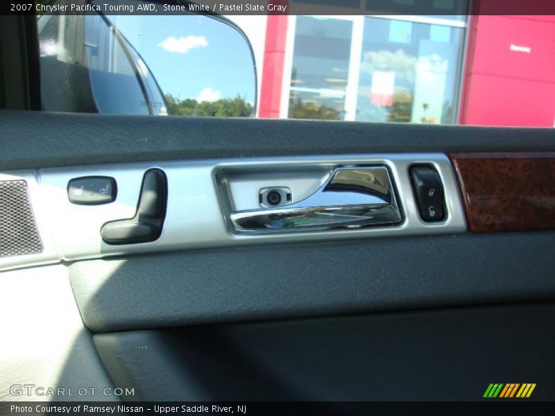 Stone White / Pastel Slate Gray 2007 Chrysler Pacifica Touring AWD