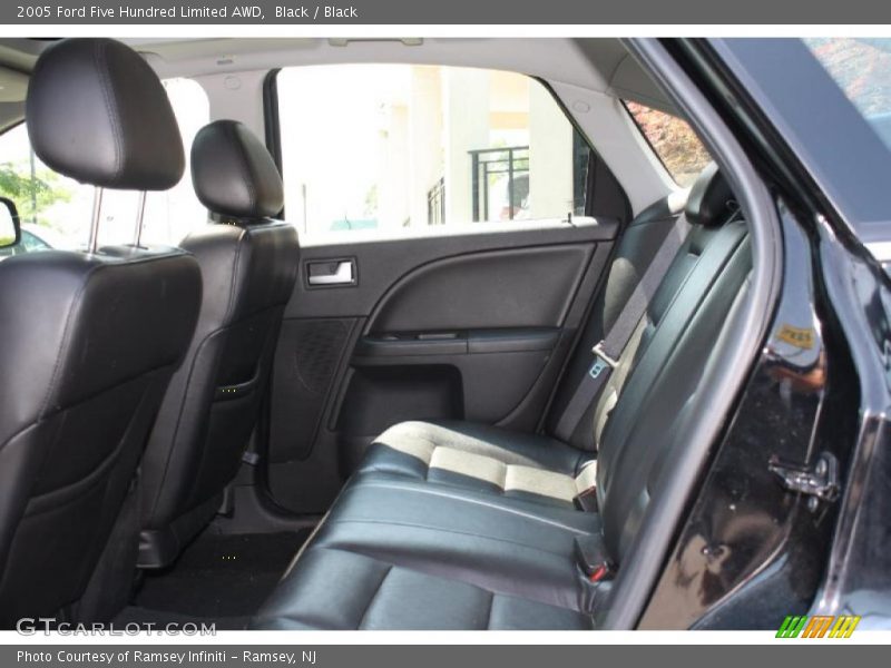 Black / Black 2005 Ford Five Hundred Limited AWD