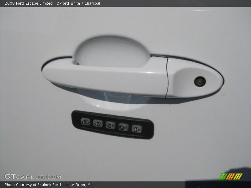 Oxford White / Charcoal 2008 Ford Escape Limited