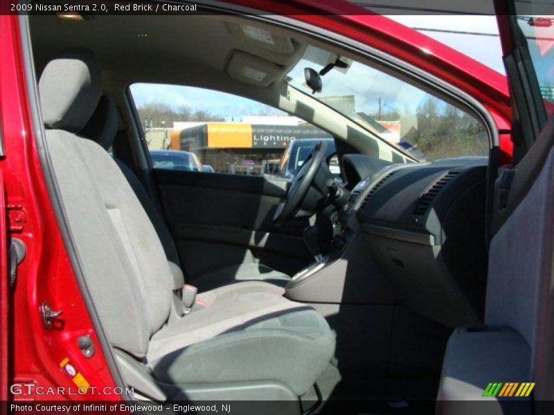 Red Brick / Charcoal 2009 Nissan Sentra 2.0
