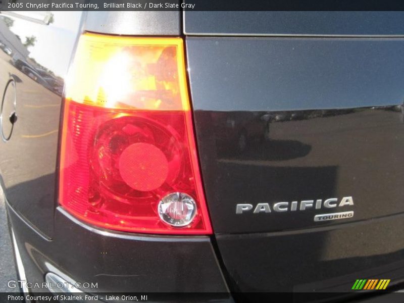Brilliant Black / Dark Slate Gray 2005 Chrysler Pacifica Touring