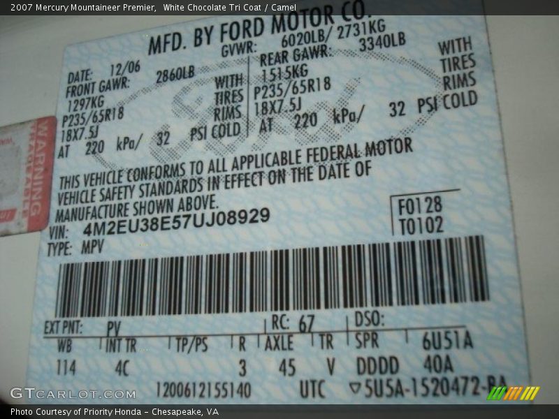 White Chocolate Tri Coat / Camel 2007 Mercury Mountaineer Premier