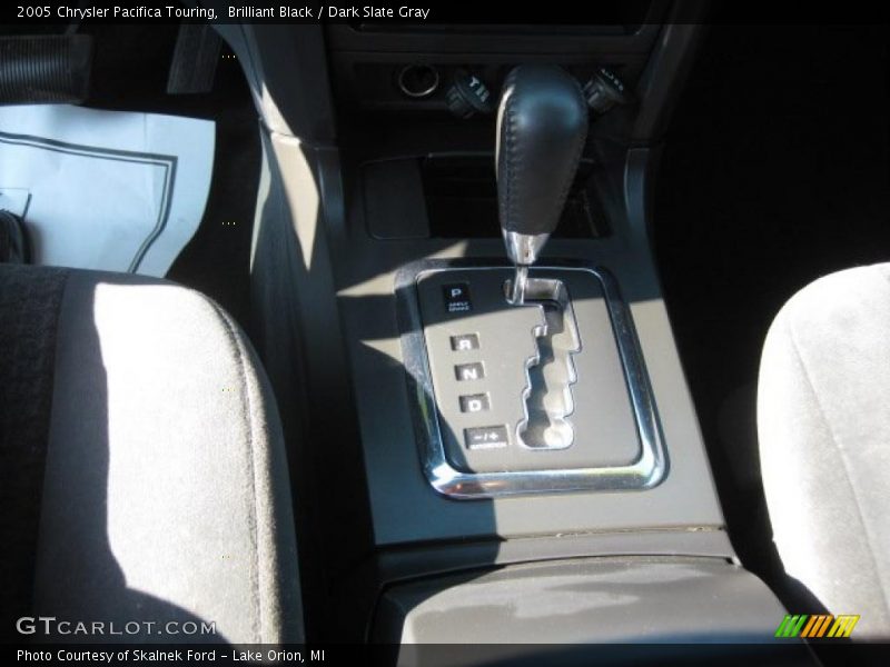 Brilliant Black / Dark Slate Gray 2005 Chrysler Pacifica Touring