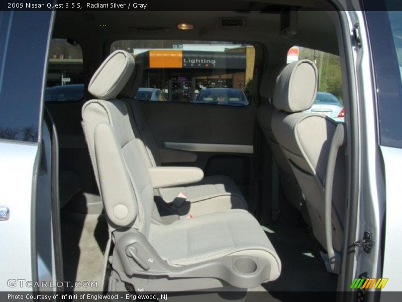 Radiant Silver / Gray 2009 Nissan Quest 3.5 S