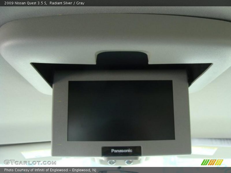 Radiant Silver / Gray 2009 Nissan Quest 3.5 S