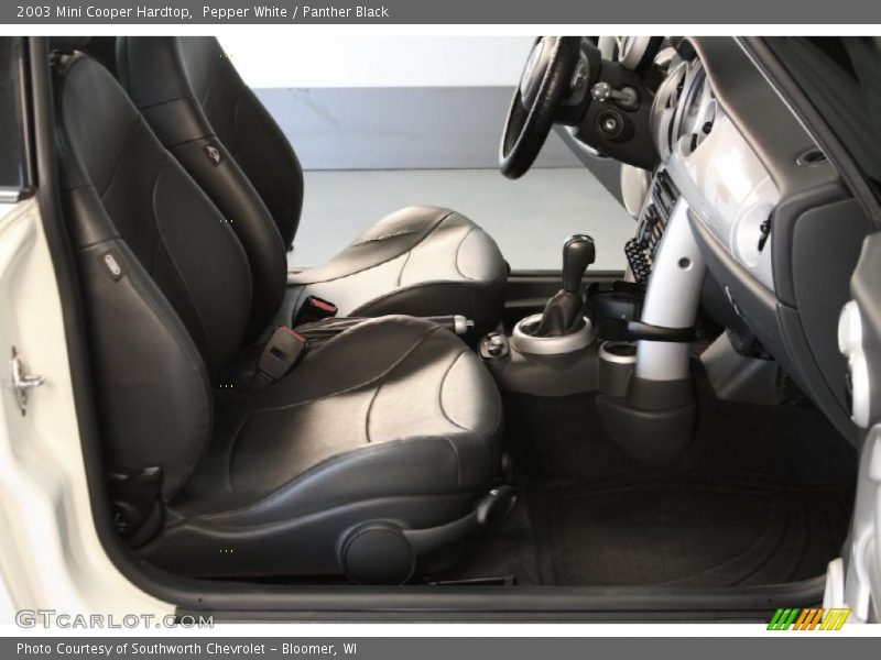 Pepper White / Panther Black 2003 Mini Cooper Hardtop