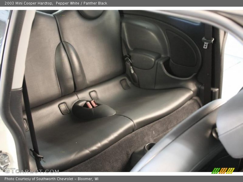 Pepper White / Panther Black 2003 Mini Cooper Hardtop