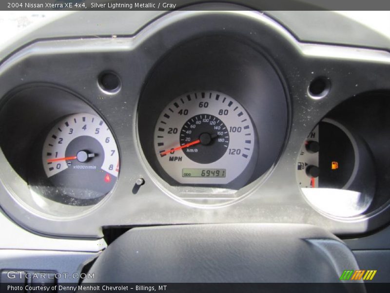 Silver Lightning Metallic / Gray 2004 Nissan Xterra XE 4x4