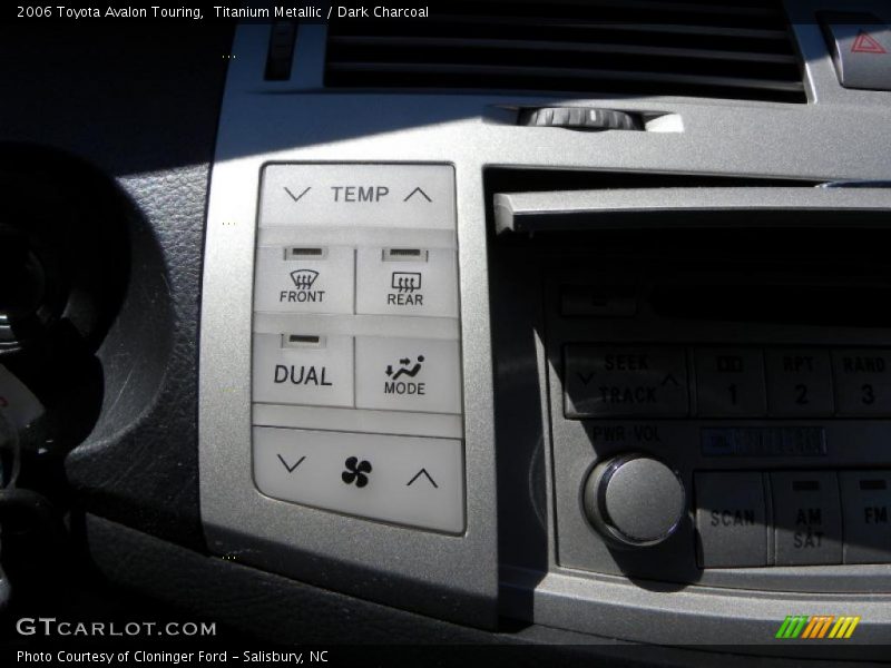 Titanium Metallic / Dark Charcoal 2006 Toyota Avalon Touring