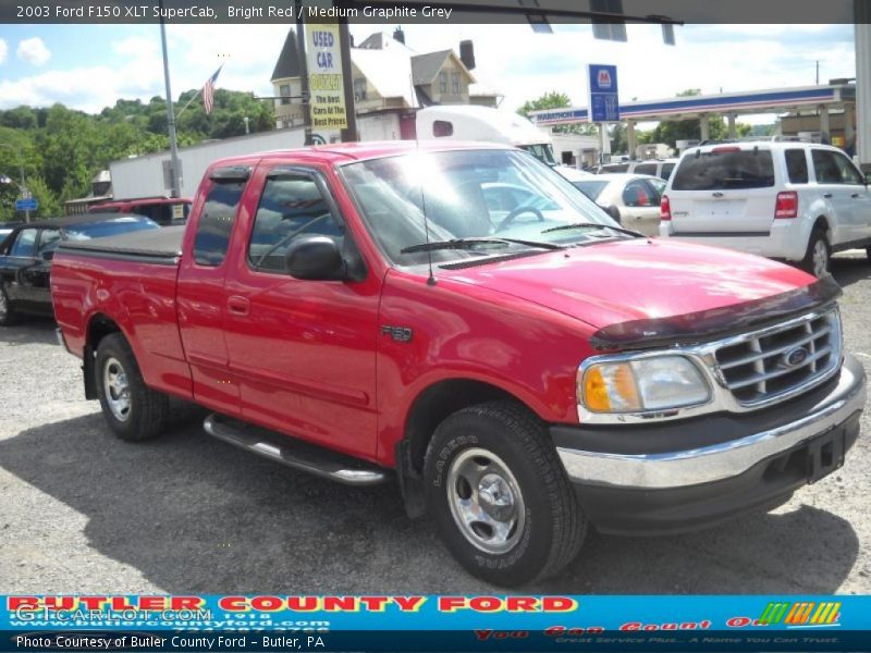 Bright Red / Medium Graphite Grey 2003 Ford F150 XLT SuperCab