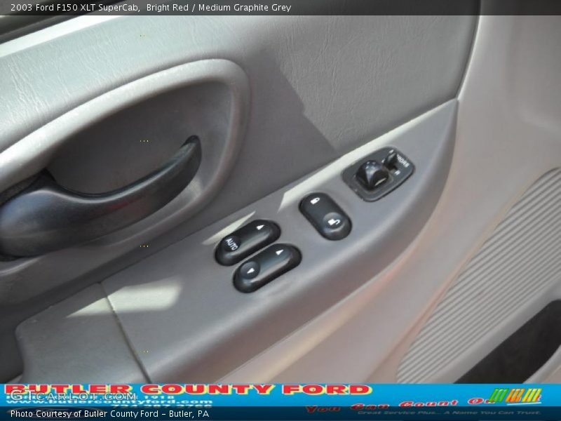 Bright Red / Medium Graphite Grey 2003 Ford F150 XLT SuperCab