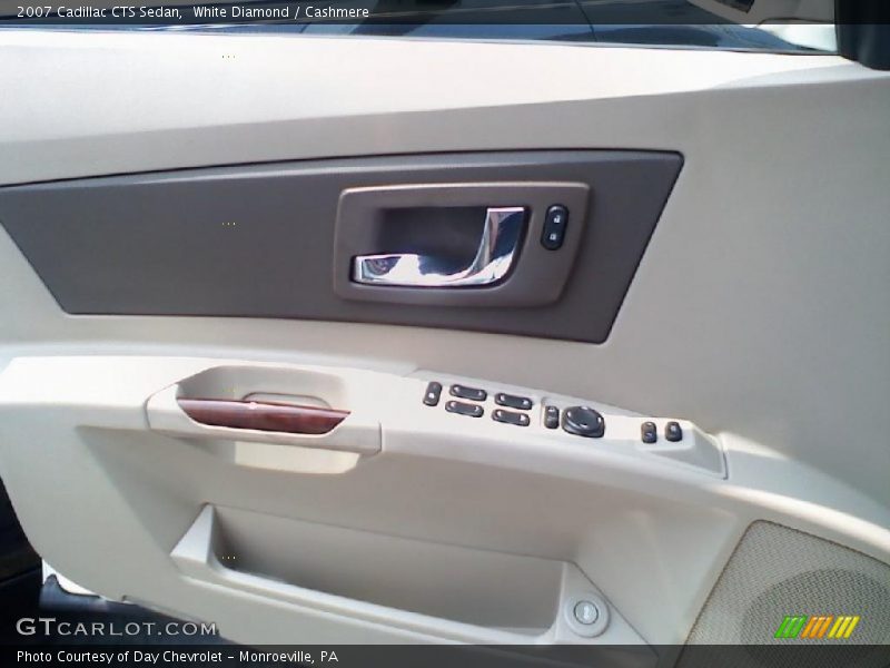 White Diamond / Cashmere 2007 Cadillac CTS Sedan