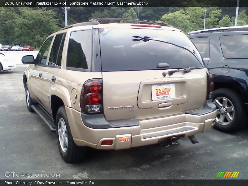 Sandstone Metallic / Light Cashmere/Ebony 2006 Chevrolet TrailBlazer LS 4x4