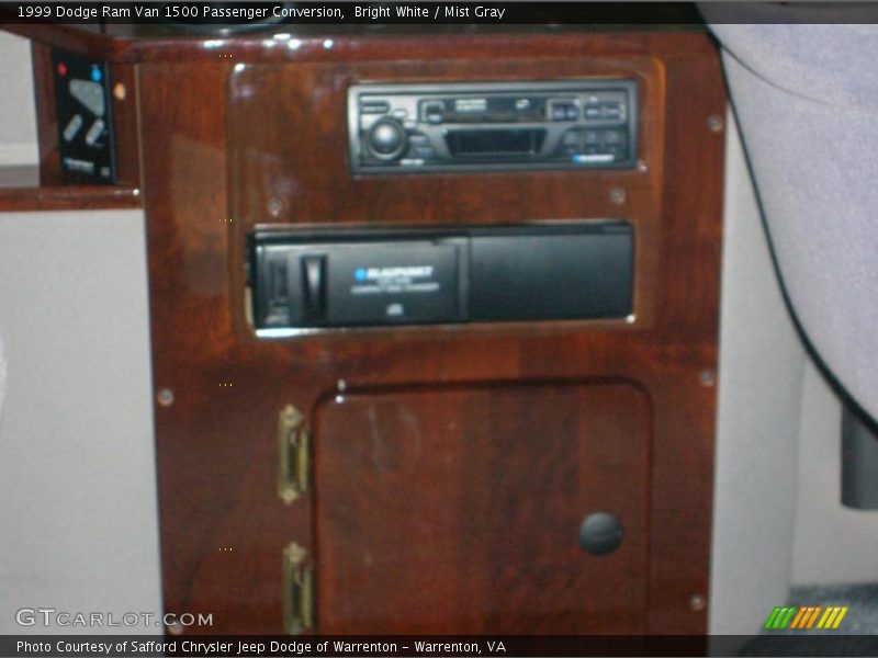 Bright White / Mist Gray 1999 Dodge Ram Van 1500 Passenger Conversion