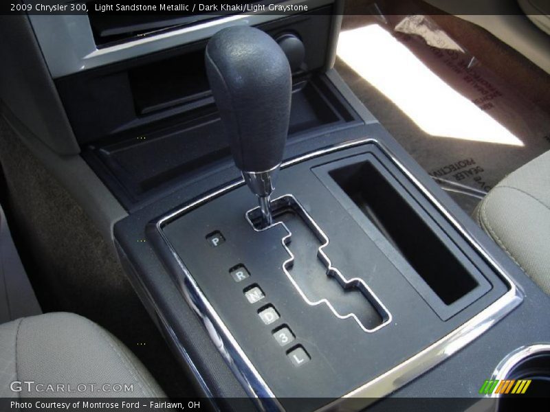Light Sandstone Metallic / Dark Khaki/Light Graystone 2009 Chrysler 300